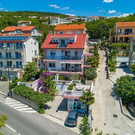 Apartmani Visnja Crikvenica Eksteriør bilde