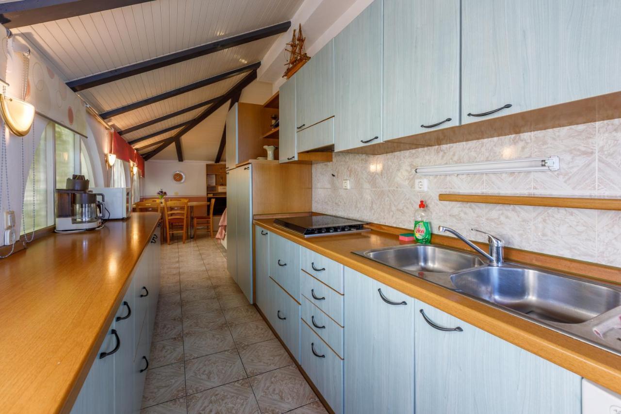 Apartmani Visnja Crikvenica Eksteriør bilde