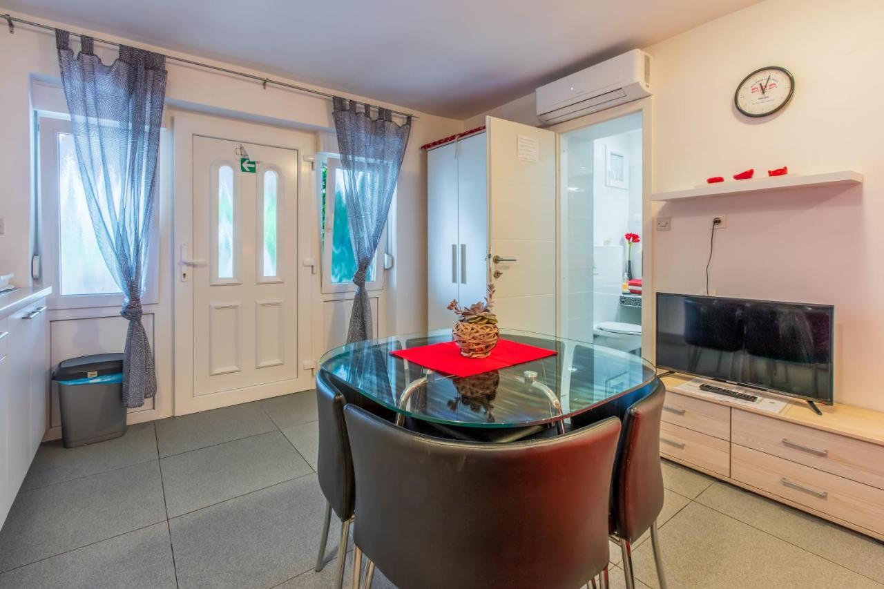 Apartmani Visnja Crikvenica Eksteriør bilde