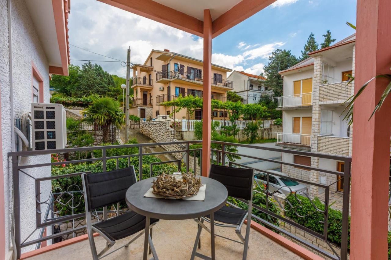 Apartmani Visnja Crikvenica Eksteriør bilde